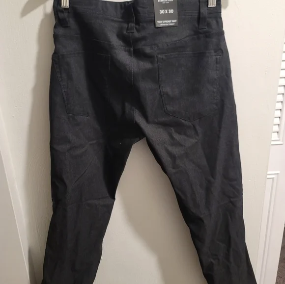 NWT Kenneth Cole Slim Fit 5-Pocket Tech Pant Black Mens 30x30 - Picture 2 of 3